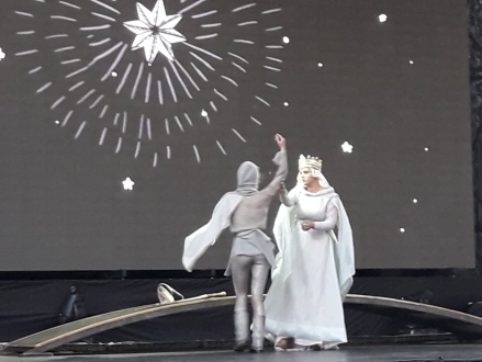 21 червня сучасним перфомансом «Едігна.Донька Анни Київської і Генріха І, початок славного Служіння» відкрився IV Міжнародний фестиваль мистецтв «Anne de Kyiv Fest».